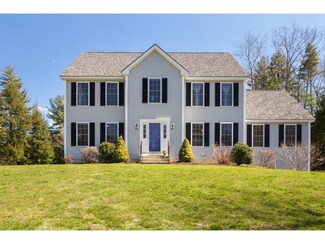 86 Godfrey Ln, Fremont, NH 03044