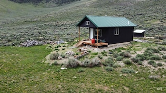 5761 W 6500 N, MacKay, ID 83251