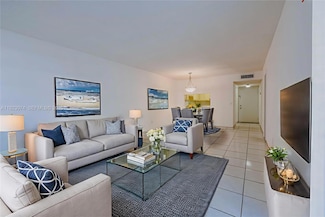 1900 W 68th St Unit C203, Hialeah, FL 33014