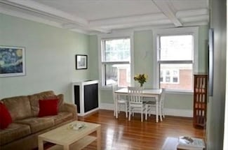 110 Lanark Rd Unit 5, Brighton, MA 02135