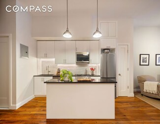 23 Waverly Place Unit 5DE, New York, NY 10003