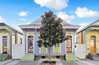 927 Bartholomew St, New Orleans, LA 70117