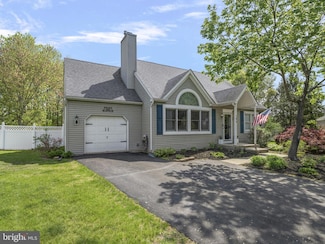 145 Cottonwood Ct, Doylestown, PA 18901