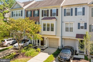 8213 Lyndhurst St, Laurel, MD 20724