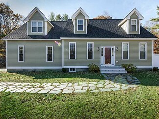 6 Josiah Currier Rd, Cape Neddick, ME 03902