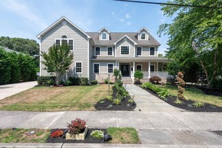 3 Ridgewood Dr, Northfield, NJ 08225