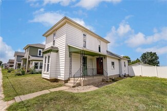 11 Friend St, Ludlow Falls, OH 45339