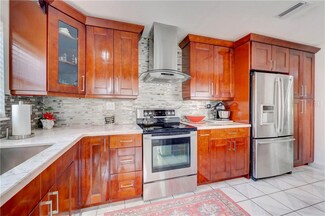 6001 NW 70th Ave, Tamarac, FL 33321