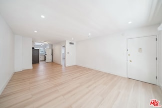 326 S Serrano Ave Unit 9, Los Angeles, CA 90020