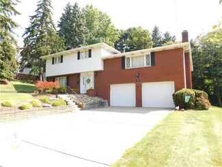 3460 Ivy Hill Ln, Finleyville, PA 15332