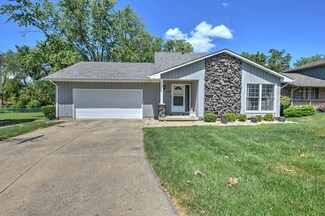 4666 E Baker Woods Ln, Decatur, IL 62521