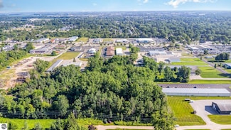 4639 Corporate Dr, Mount Pleasant, MI 48858