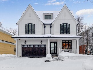 127 Ann St, Clarendon Hills, IL 60514