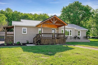 1000 E Lake Ave, Celina, TN 38551
