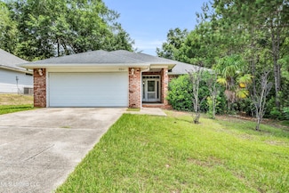 9941 Hamakua St, Diamondhead, MS 39525