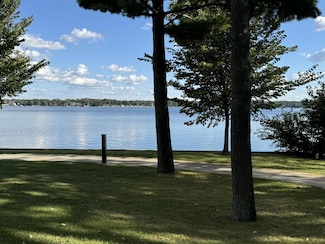 2400 E Geneva St Unit 1815, Delavan, WI 53115
