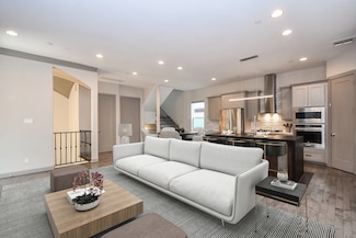 4292 Childress St, Houston, TX 77005