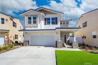 755 Lewis St, Pomona, CA 91768
