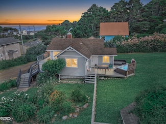 5353 SW Neal Ave, Waldport, OR 97394