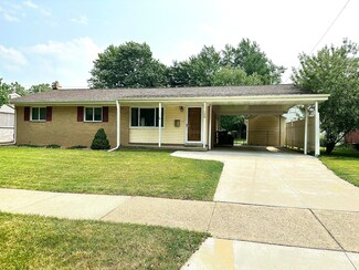 168 Wallace Dr, Saline, MI 48176