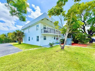 906 Foresteria Dr Unit 1, West Palm Beach, FL 33403
