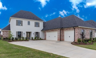 9827 Canebrake Ln, Shreveport, LA 71106
