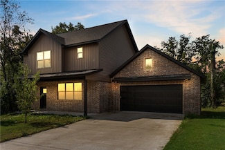 11 Hillswick Dr, Bella Vista, AR 72715