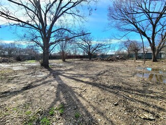 1922 Whispering Oaks St, Burleson, TX 76028
