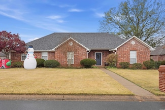 1345 Norbert Cir, Conway, AR 72034