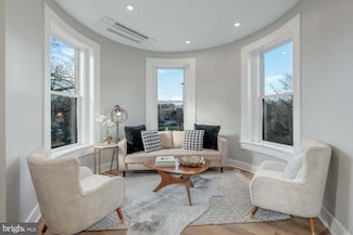 1634 S St NW Unit 3, Washington, DC 20009