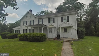 899 Shrivers Corner Rd, Gettysburg, PA 17325