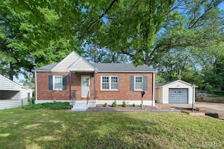 7 Saint Martha Ct, Florissant, MO 63031
