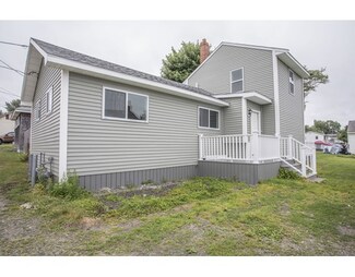3 Chaney Ave, Fairhaven, MA 02719