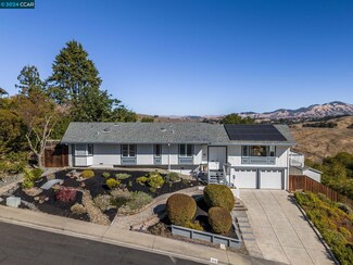 279 Birchwood Dr, Moraga, CA 94556