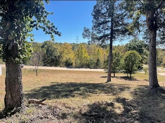 220 Echo Lake Cir, Byrnes Mill, MO 63025