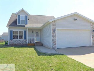 8680 Jacaranda Dr, Dimondale, MI 48821