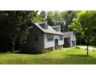 199 Maid Marian Ln, Becket, MA 01223
