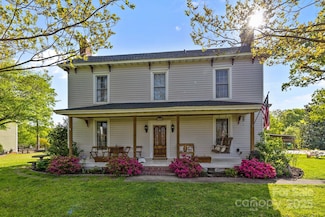 1321 S Point Rd, Belmont, NC 28012