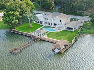 14362 Calvary Rd, Willis, TX 77318