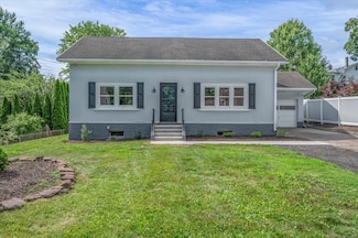 2 Riverview Place, Cromwell, CT 06416