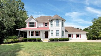 12551 Lesley Rd, Newark, OH 43056