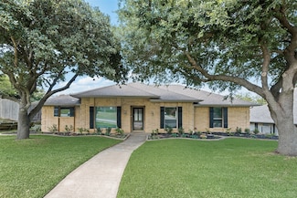 1917 Meadowview Dr, Garland, TX 75043