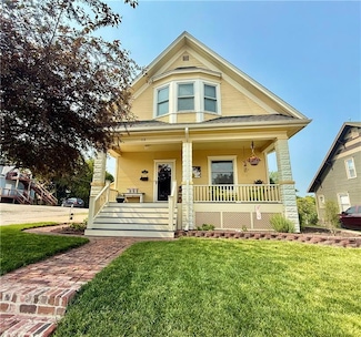 115 E Edwards St, Maryville, MO 64468