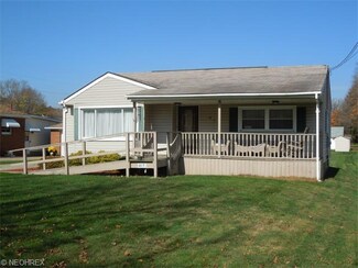 417 W Wood St Unit 30, Malvern, OH 44644