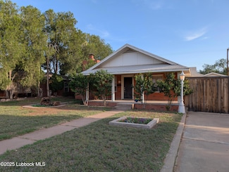 4830 11th St, Lubbock, TX 79416