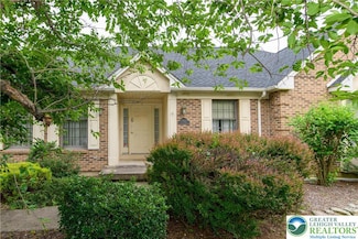 4421 Susan Dr, Bethlehem, PA 18017