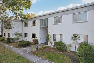 825 N Keene Rd Unit U15, Clearwater, FL 33755