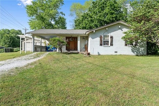 3016 N Sassafras Hill Rd, Fayetteville, AR 72703