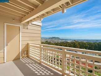 206 Oak Ct, Daly City, CA 94014