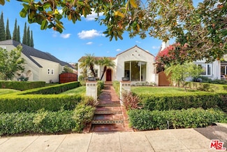 135 N Gower St, Los Angeles, CA 90004